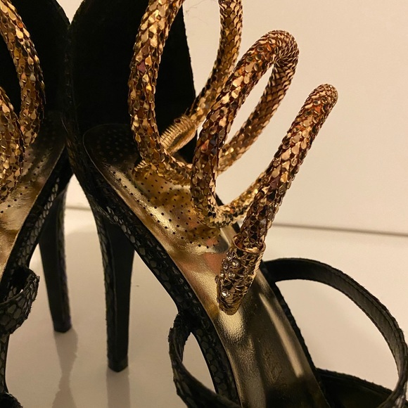Azalea Wang Valorie Heels / Gold Snake - Picture 4 of 11